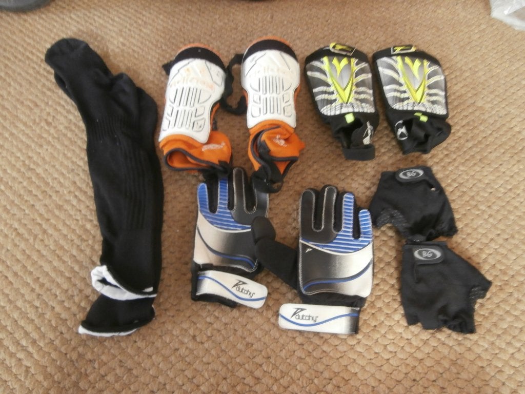 voetbalkleding keeper handschoenen kind Dutchy voetbal, Gebruikt, Dutchy, Ophalen of Verzenden, Handschoenen