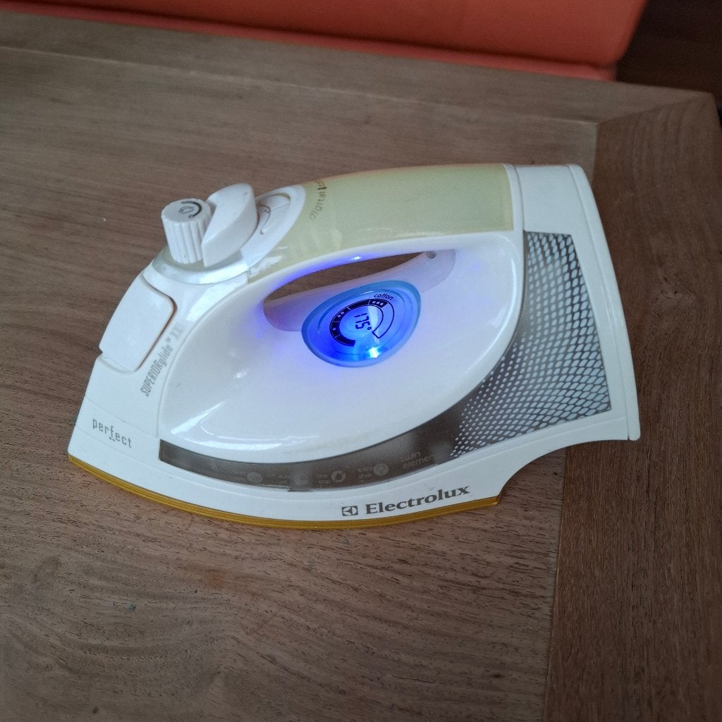 Kinder stoom strijkijzer electrolux, Ophalen of Verzenden, Gebruikt, Ontdekken, Met licht