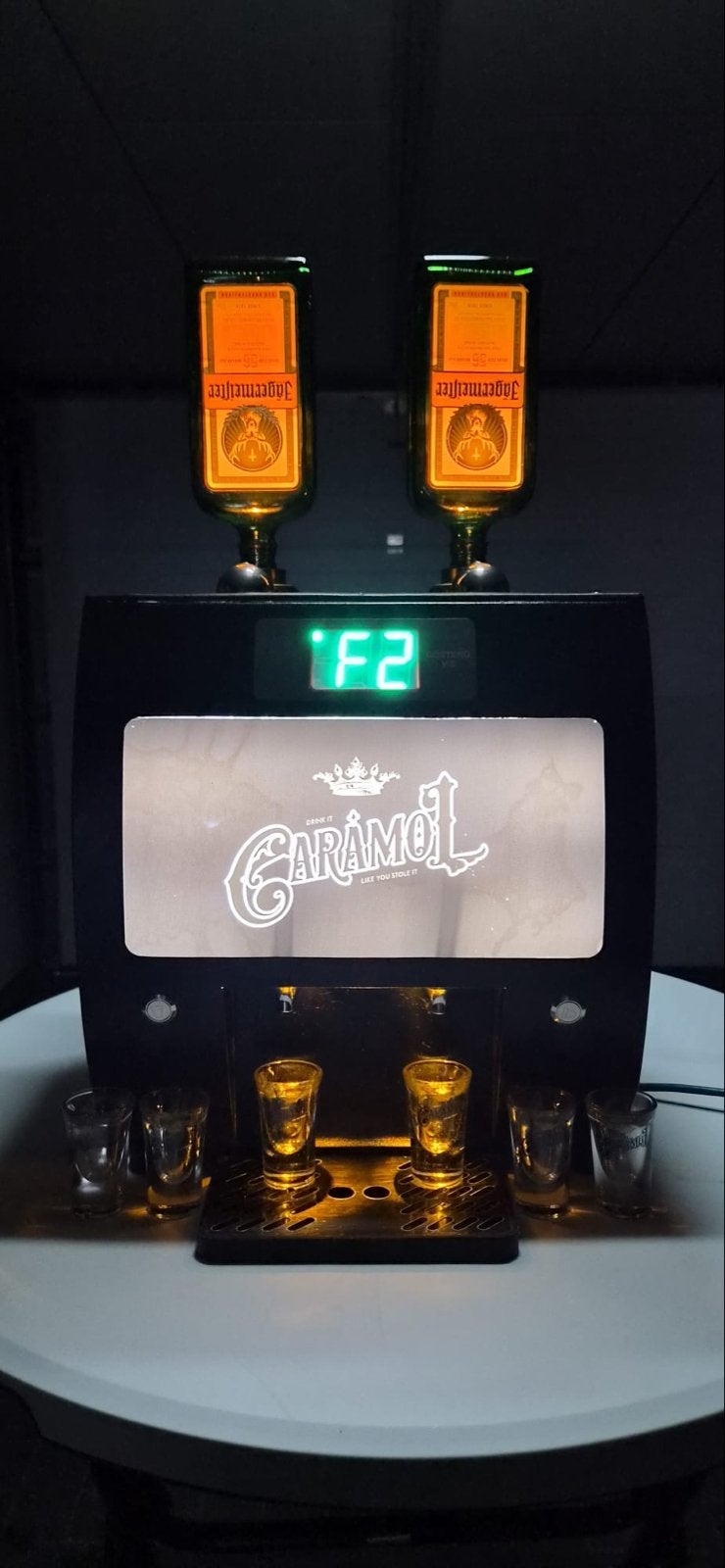 Caramol shot dispenser met koelfunctie, Ophalen, Gebruikt, Overige merken