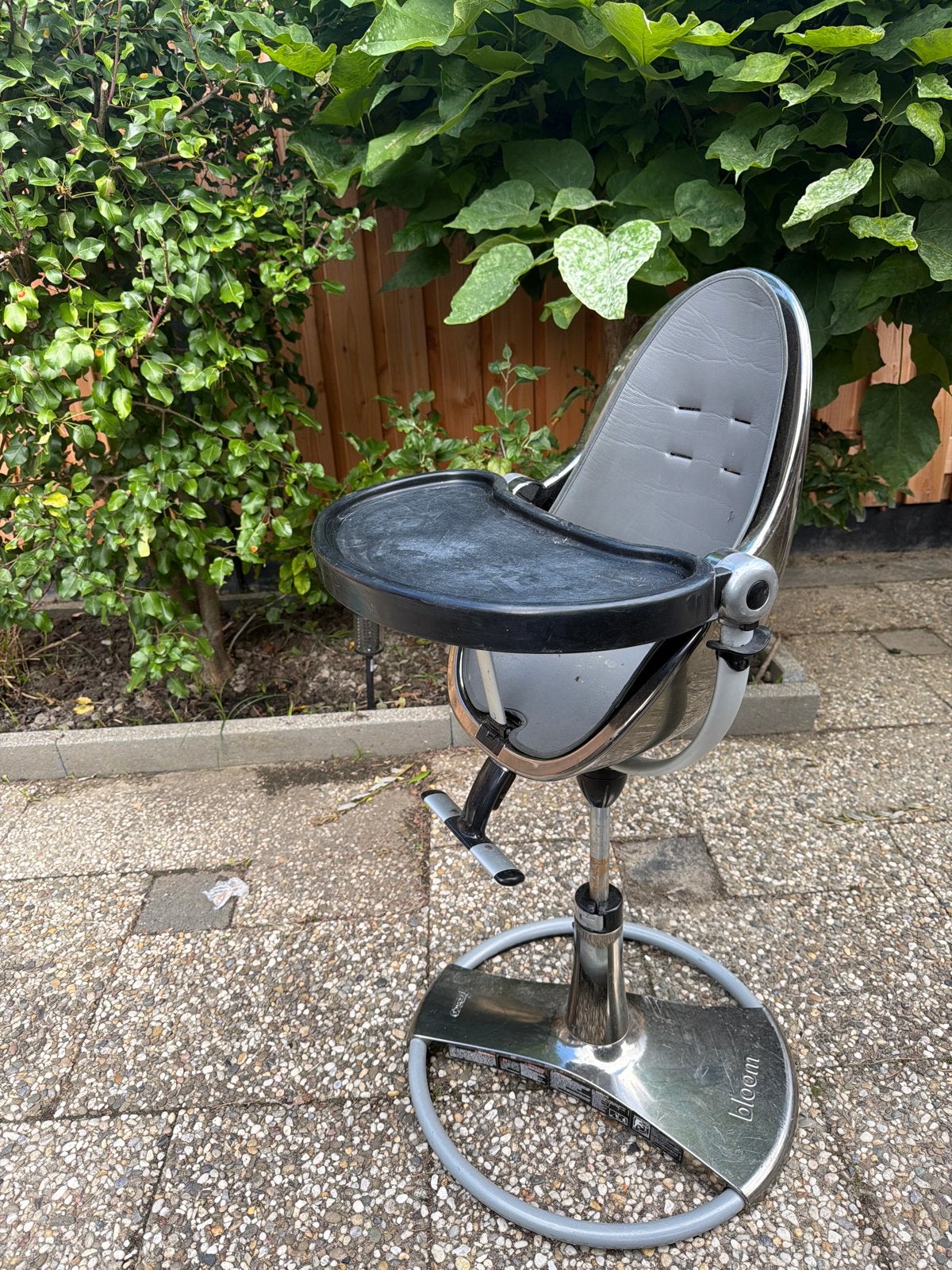 Bloom Fresco kinderstoel met eetblad chrome, Ophalen of Verzenden, Gebruikt, Overige typen, Afneembaar eetblad