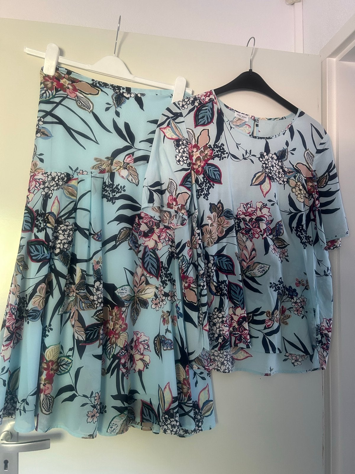 Gerry Weber rok en shirt set, Maat 38/40 (M), Meerkleurig, Ophalen of Verzenden, Gedragen