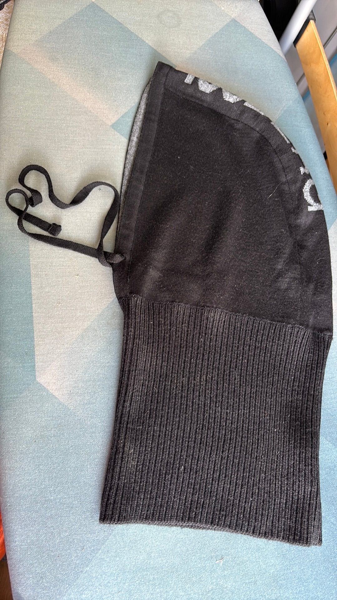 Iceberg cagoule/capuchon, Ophalen of Verzenden, Nieuw, Muts