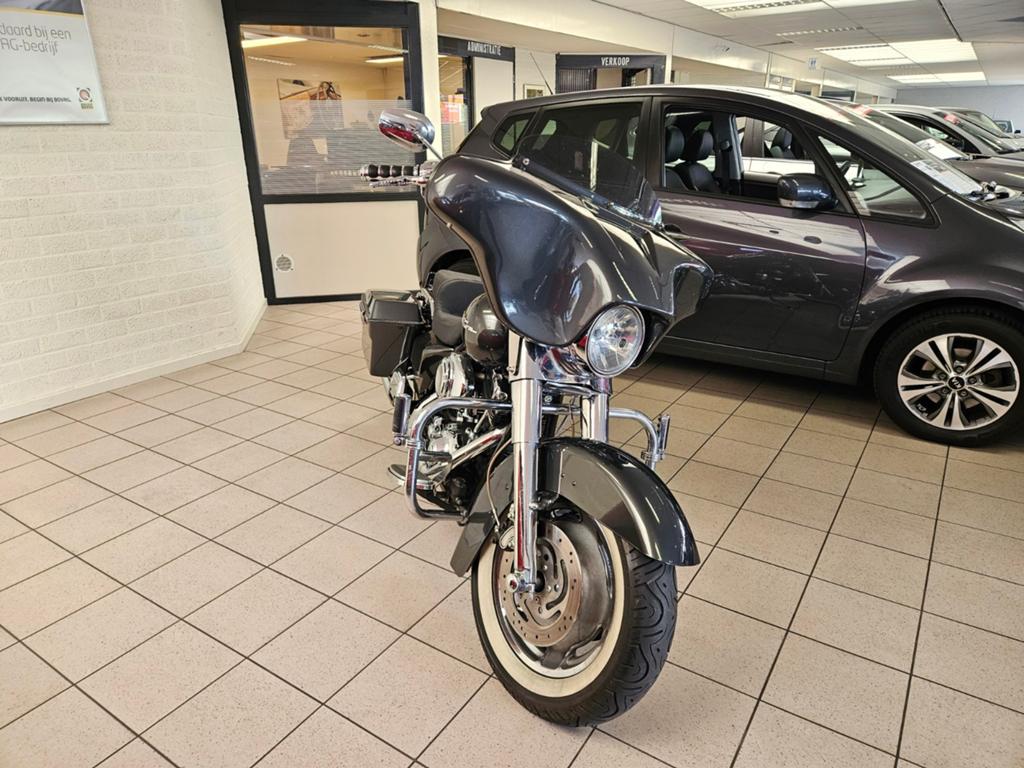 Harley-Davidson Road King Custom - Unieke Chopper, 2 cilinders, Meer dan 35 kW, Handgeschakeld, Chopper