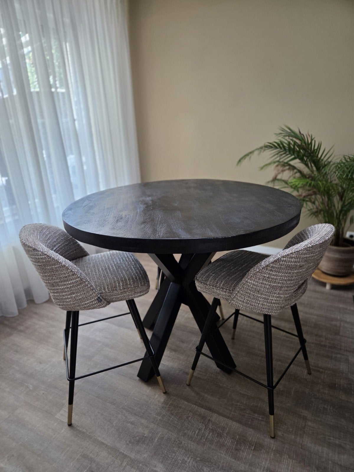 Bartafel met barkrukken te koop, Ophalen, Rond, Zo goed als nieuw, Drie personen