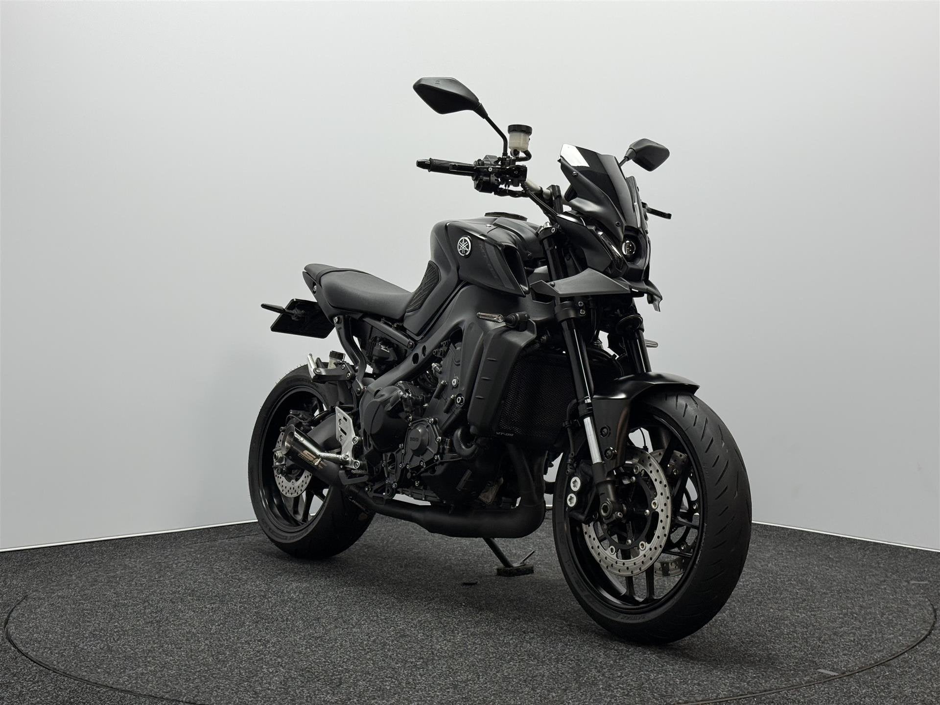 Yamaha MT 09 ABS, 890 cc, Meer dan 35 kW, Handvatverwarming, Handgeschakeld