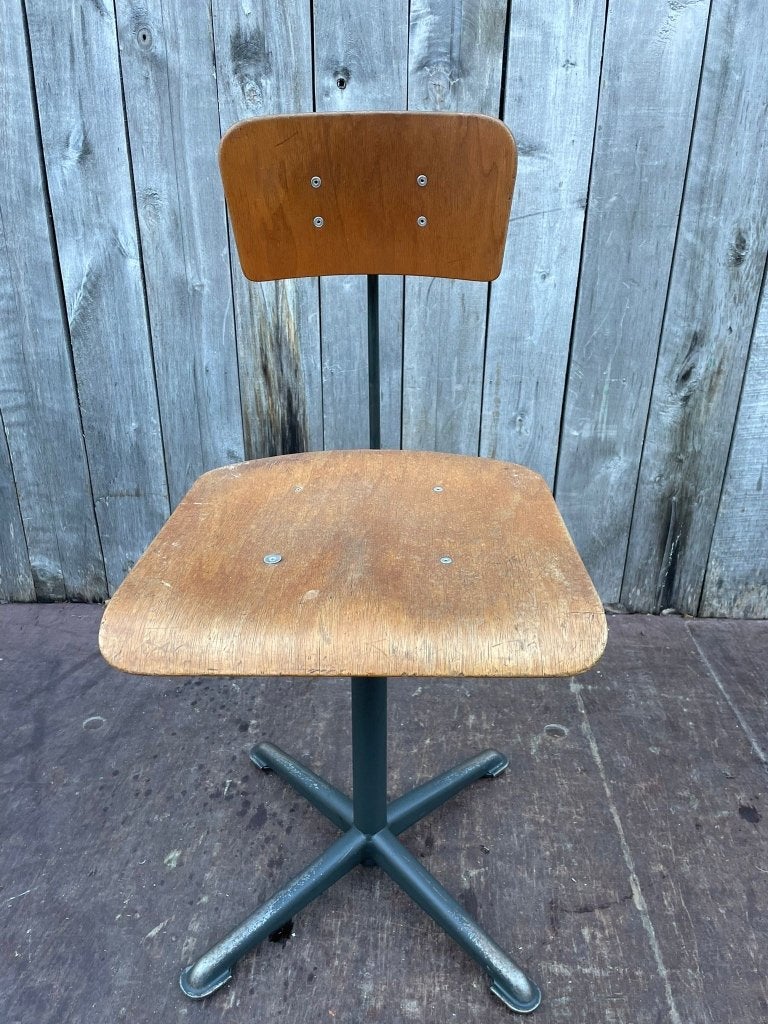 Friso Kramer/Ahrend De Cirkel Atelierkruk| 22 op voorraad, Huis en Inrichting, Barkrukken, In hoogte verstelbaar, 60 tot 90 cm