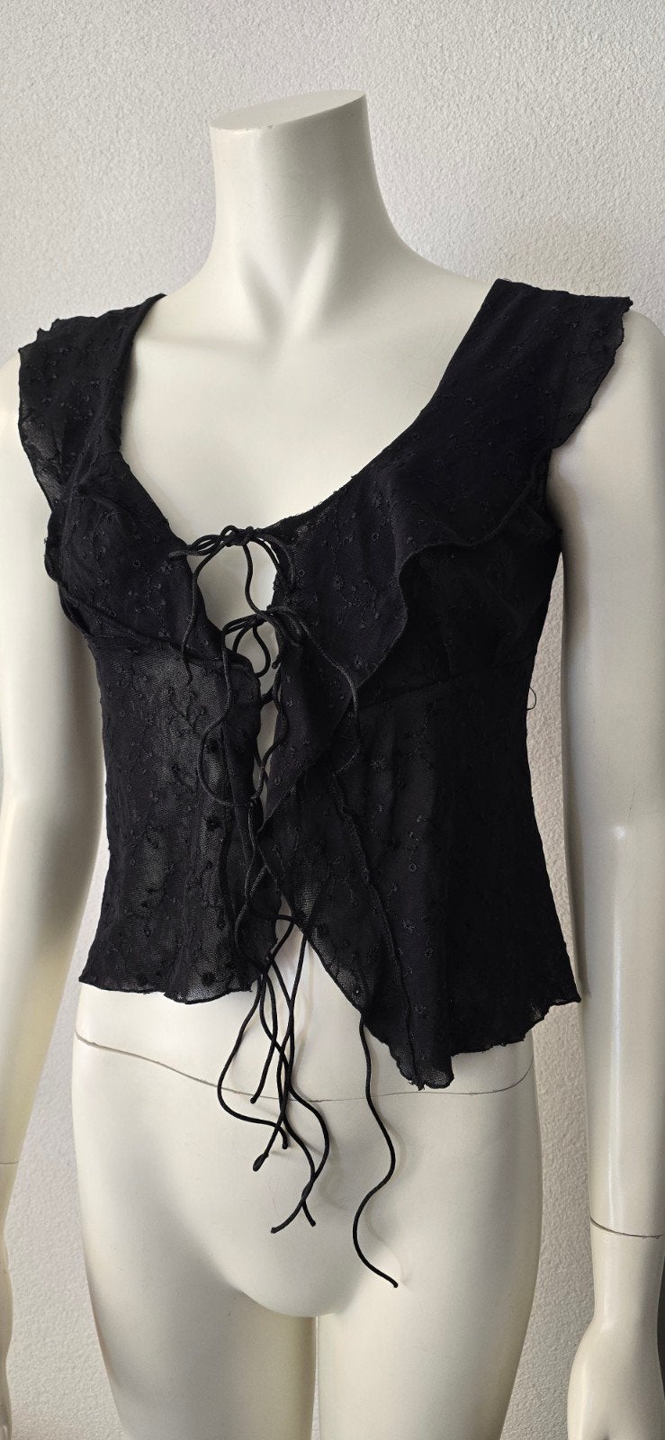 Zwart kanten topje met vetersluiting Maat XS, Kleding | Dames, Ophalen, Zwart, Zo goed als nieuw, Matini