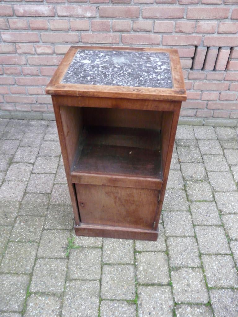 nachtkastje met rolluik, Ophalen, Gebruikt, Minder dan 45 cm, 70 cm of meer