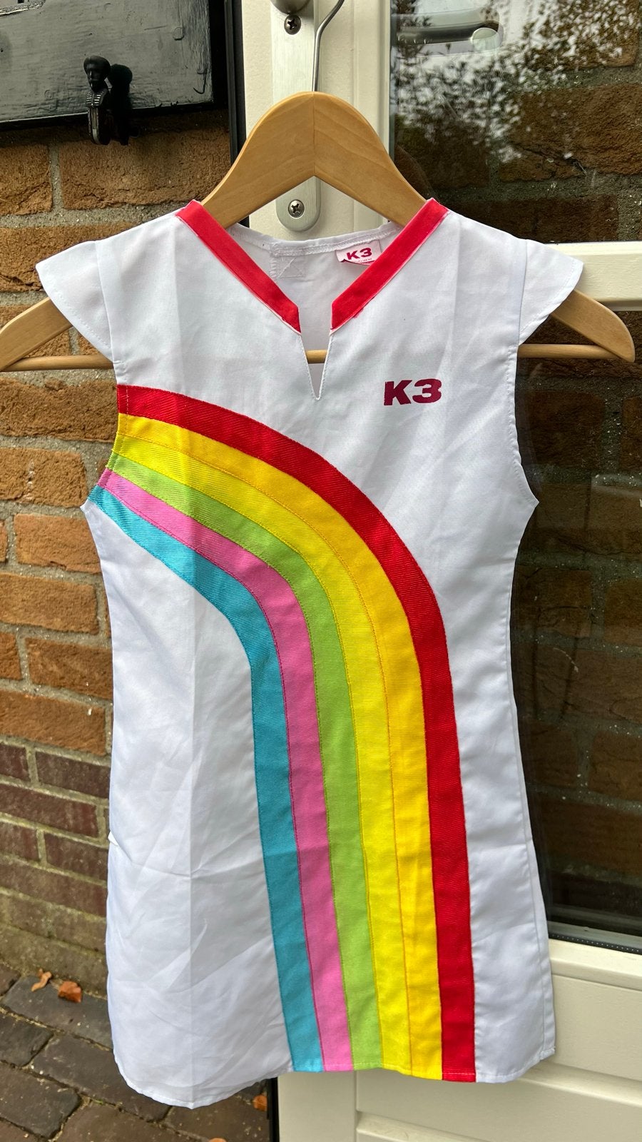 K3 regenboogjurk maat 3-6 jaar, Ophalen of Verzenden, Gebruikt, 104 of kleiner, Meisje