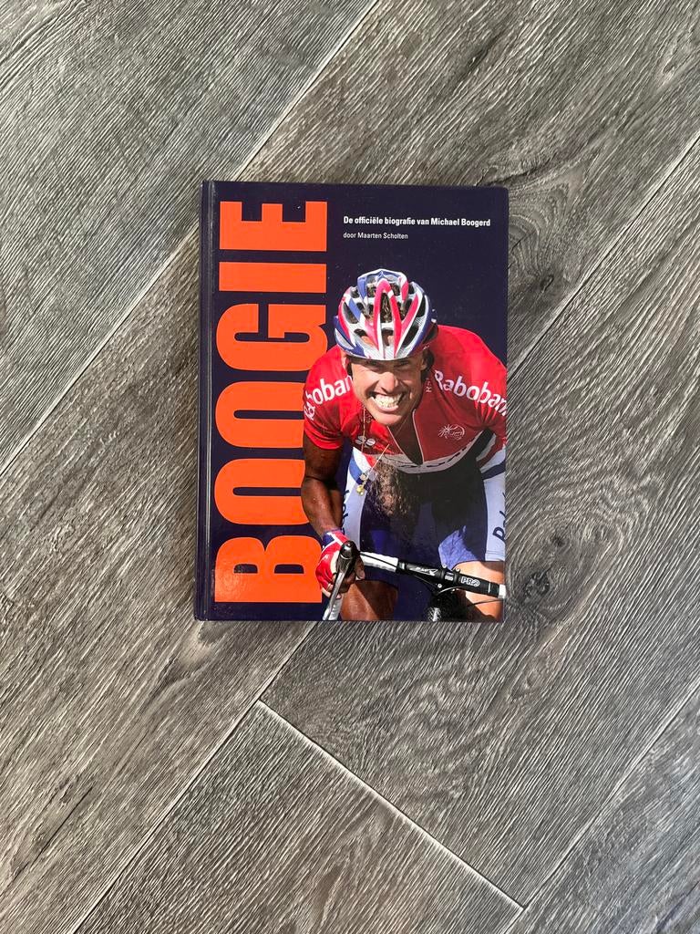Boogie - De officiële biografie van Michael Boogerd, Ophalen of Verzenden, Zo goed als nieuw