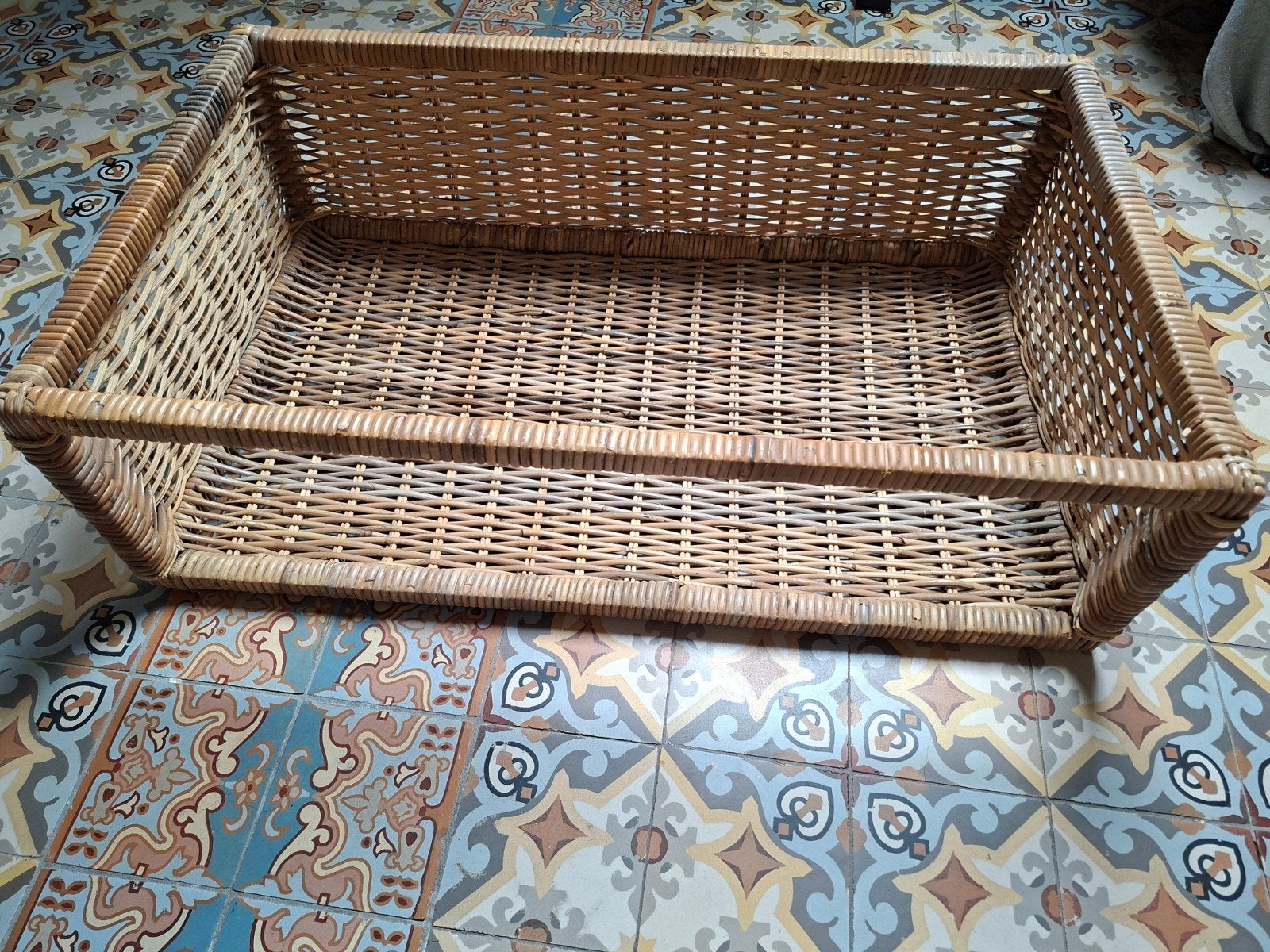 Rotan lade voor in kast, onder bed of tafel, Ophalen