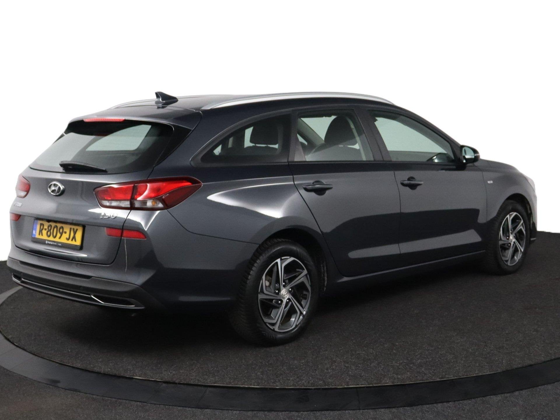 Hyundai i30 Wagon 1.0 T-GDi MHEV Comfort Smart |NAP|Camera|C, Voorwielaandrijving, Stof, Gebruikt, Euro 6