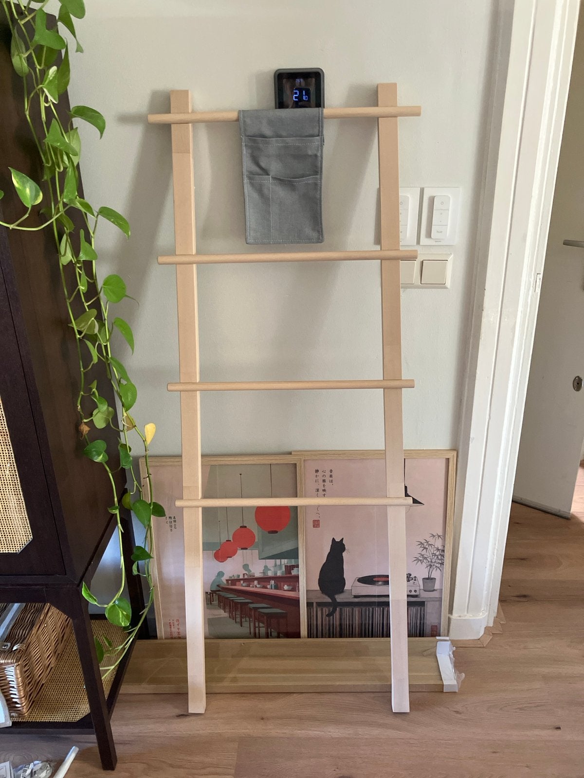 IKEA VILTO Handdoekrek / Kledingrek - Berkenhout, Ophalen, Hout, Beige, Zo goed als nieuw