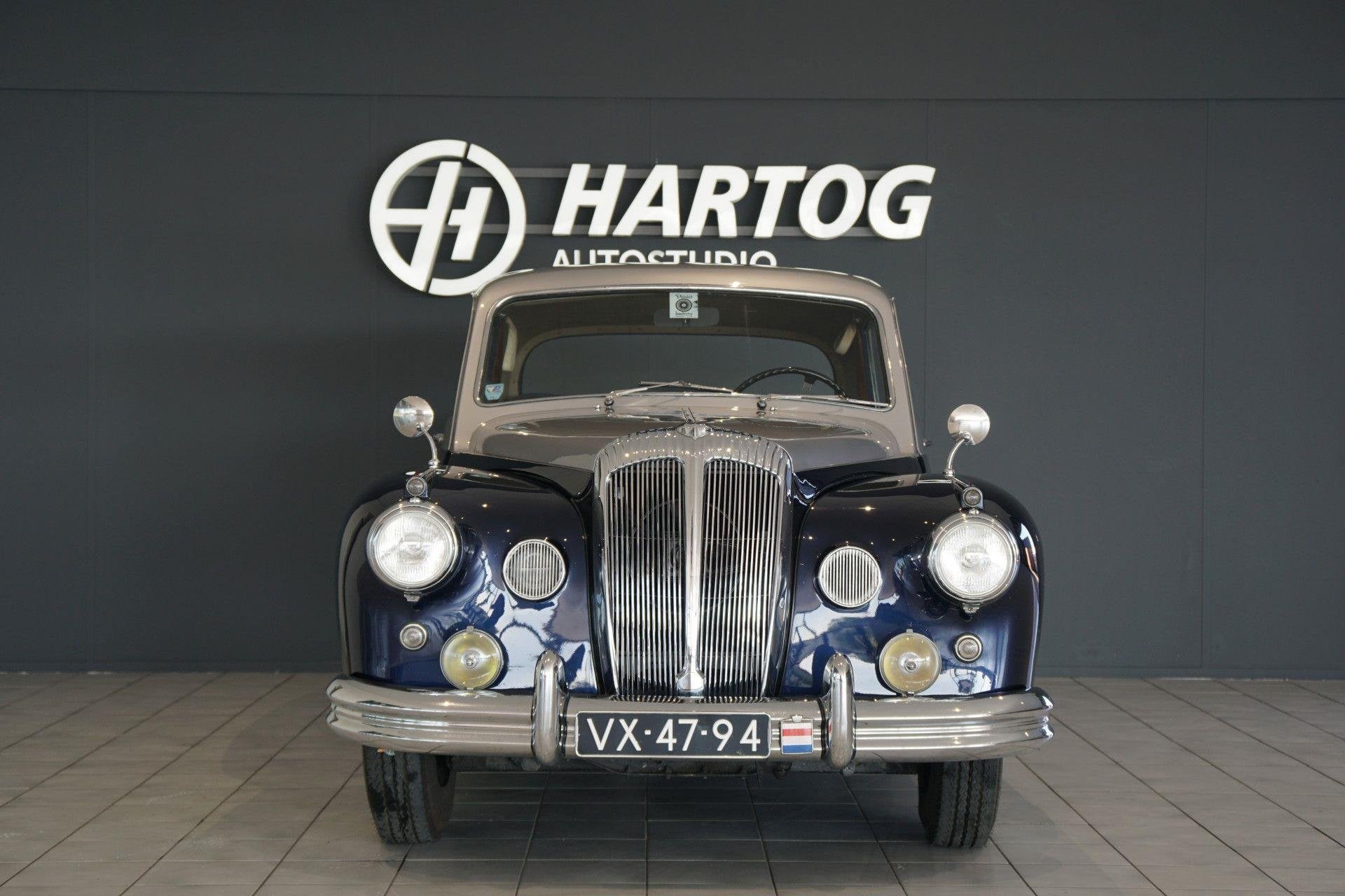 Daimler 104 "One-O-Four" DF310 *LINKS GESTUURD* 1 / 16 Daiml, foto 9