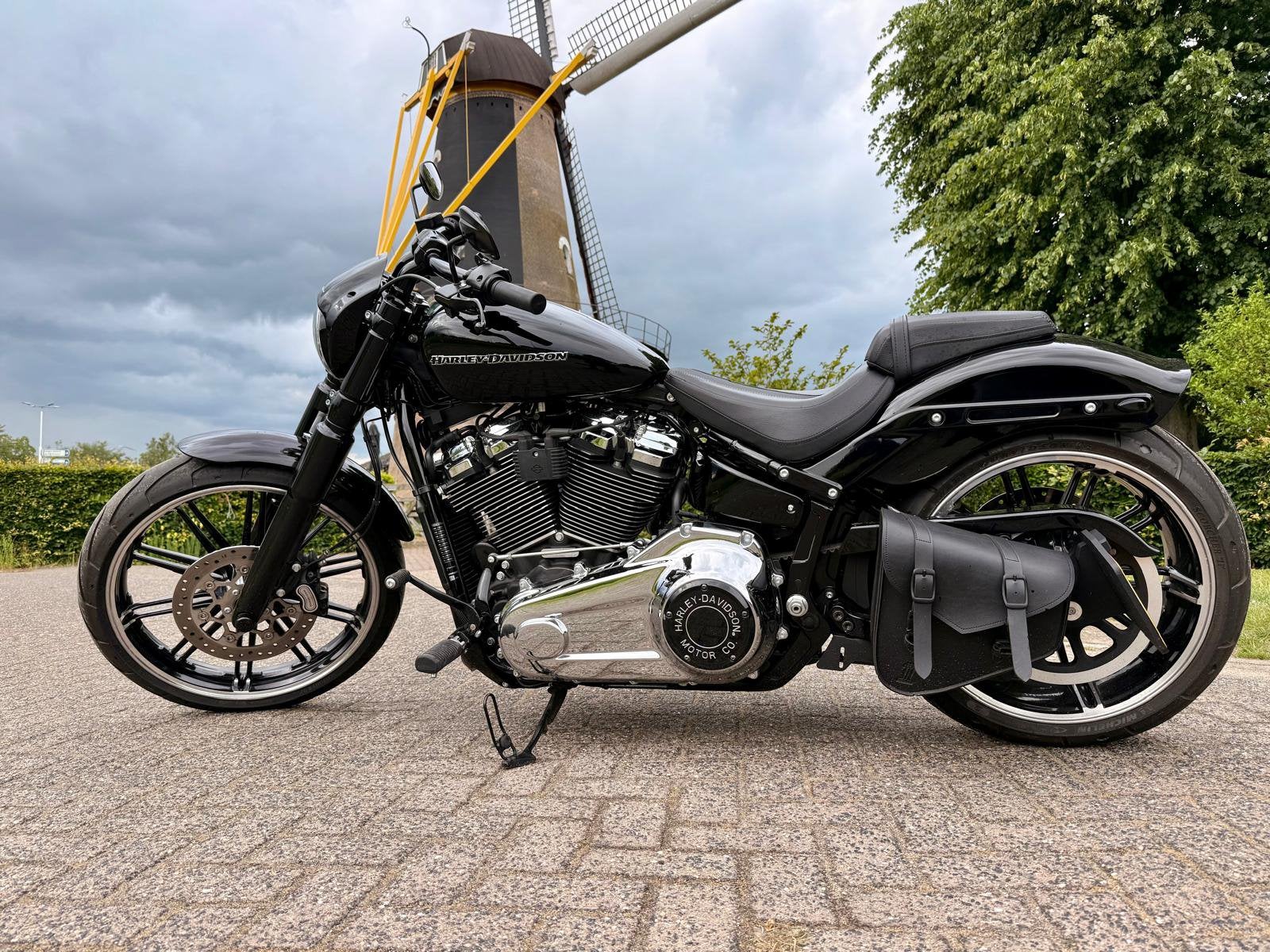 Harley-Davidson Breakout 114 (2021), BTW motor, Jekill&Hyde, Motoren, Motoren | Harley-Davidson, Occasion, Chopper, Particulier