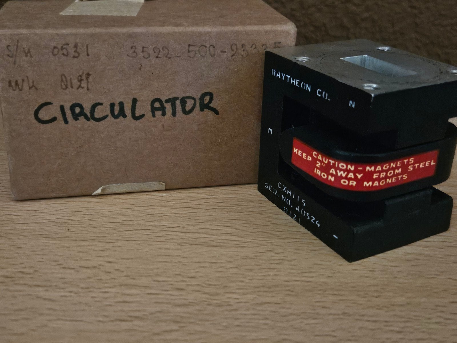 Raytheon CXH115 Circulator - Vintage Elektronisch Component, Ophalen of Verzenden