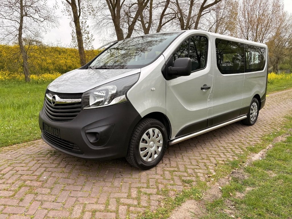 Opel Vivaro 1.6 CDTI L2H1 EXPORT ONLY, Auto's, Opel, Voorwielaandrijving, Stof, Vivaro, Euro 6