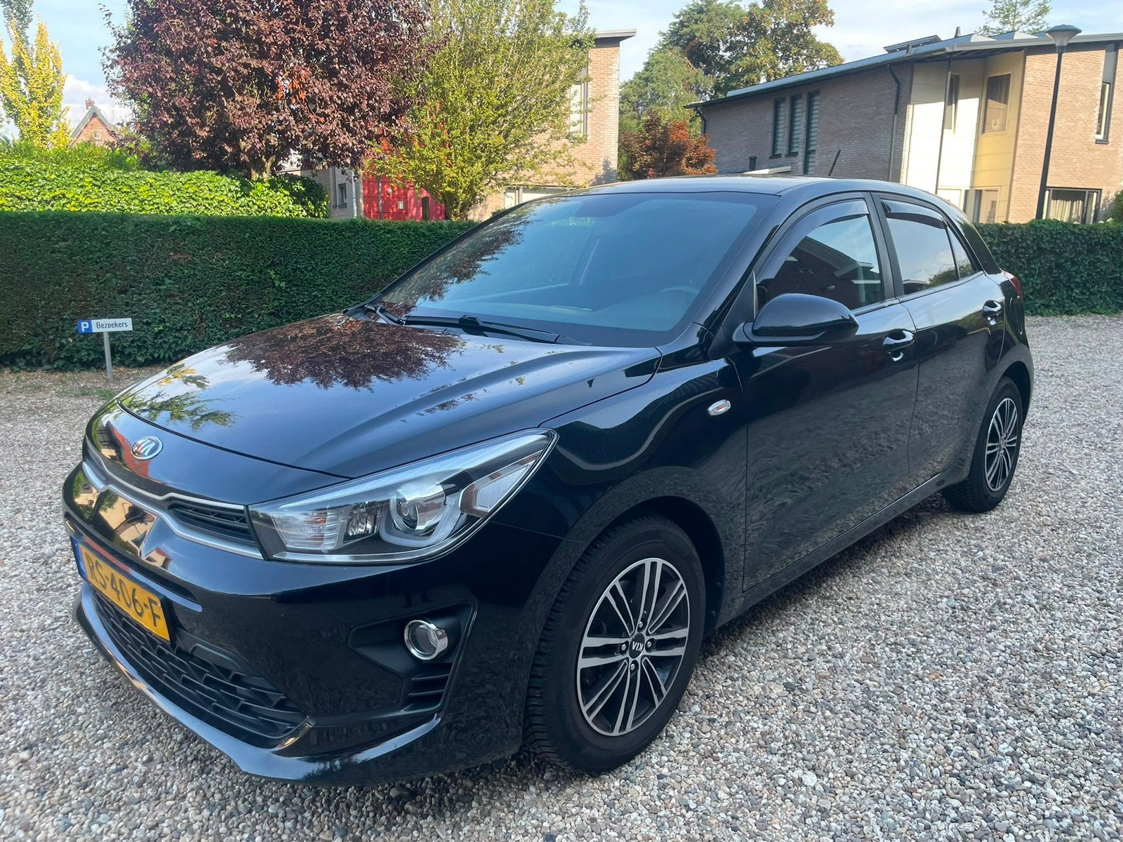 Kia Rio 1.0 T-gdi Ecodynamics 100pk 2018 Zwart, Voorwielaandrijving, 450 kg, Origineel Nederlands, Handgeschakeld