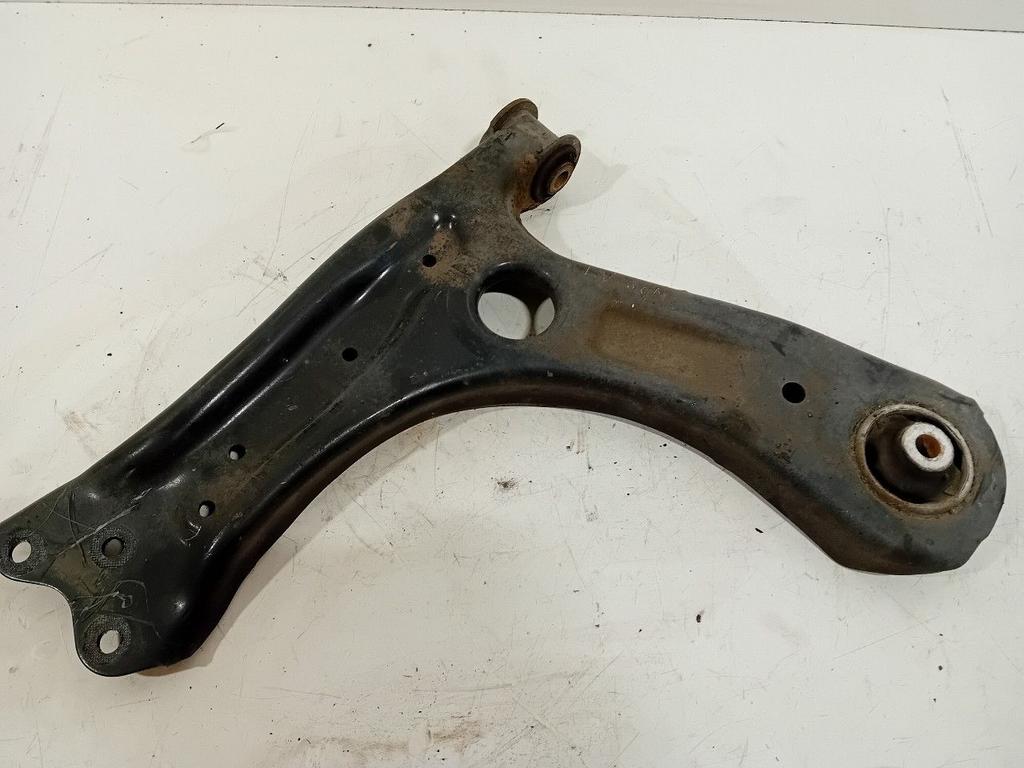 Draagarm links voor Audi A1, Onderdelen@venauto.nl, Van der Ven Autorecycling B.V., Gebruikt, Ettenseweg 76, 4706 PB Roosendaal, The Netherlands