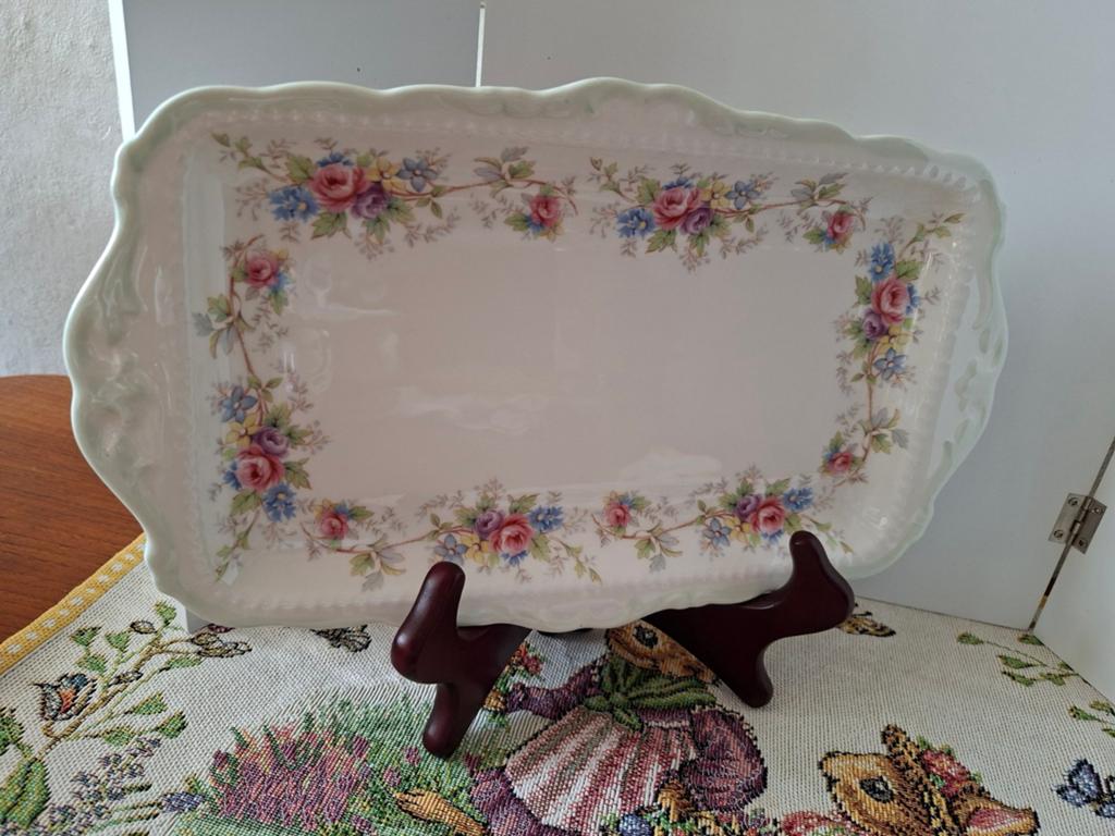 Royal Albert Colleen cakeschaal, Antiek en Kunst, Antiek | Schalen, Ophalen of Verzenden