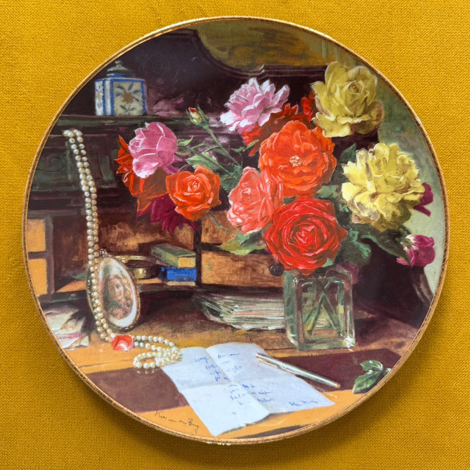 Wandbord / bord ‘Stilleven op een Secretaire’ Royal Mosa, Antiek en Kunst, Ophalen of Verzenden
