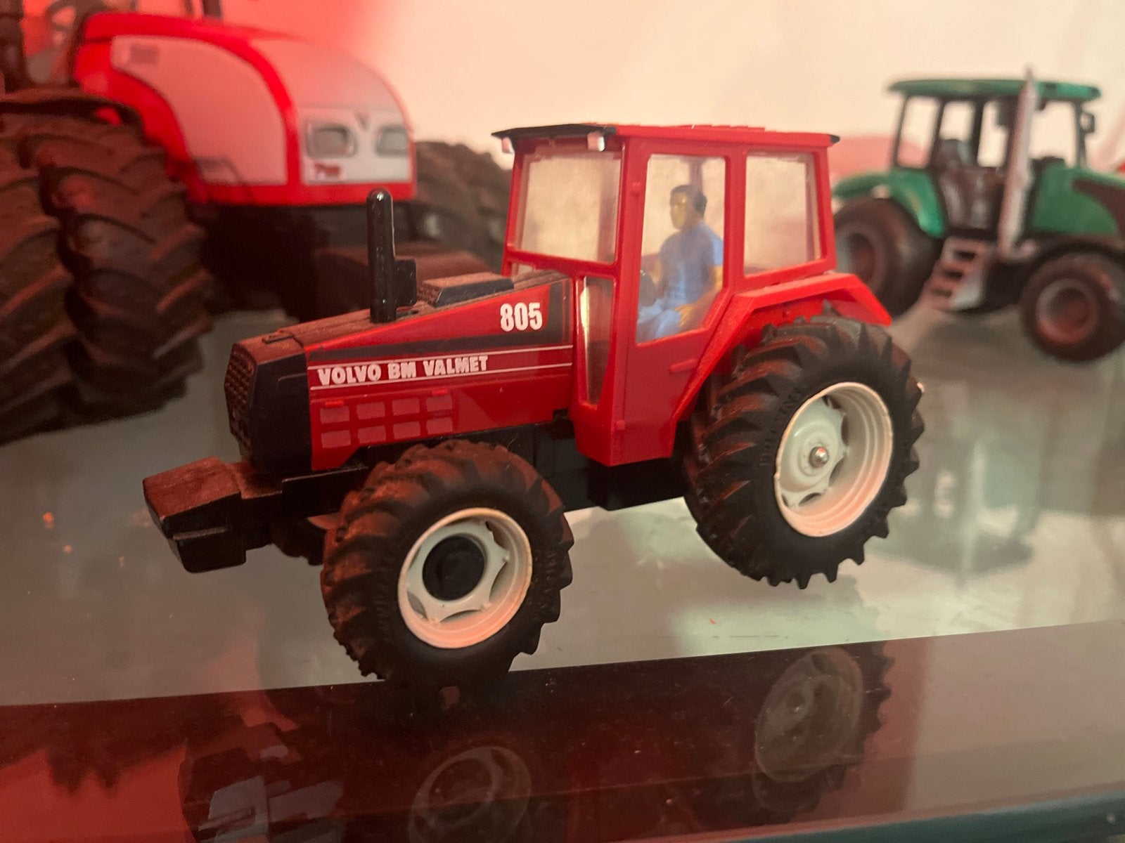 Volvo BM Valmet 805 Miniatuur Tractor, Ophalen of Verzenden, Nieuw, Overige merken