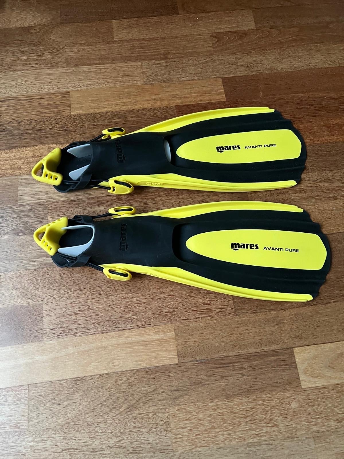 Mares Avanti Pure snorkel- en duikvinnen - Geel/Zwart, Ophalen of Verzenden, Zo goed als nieuw, Zwem- of Duikvliezen