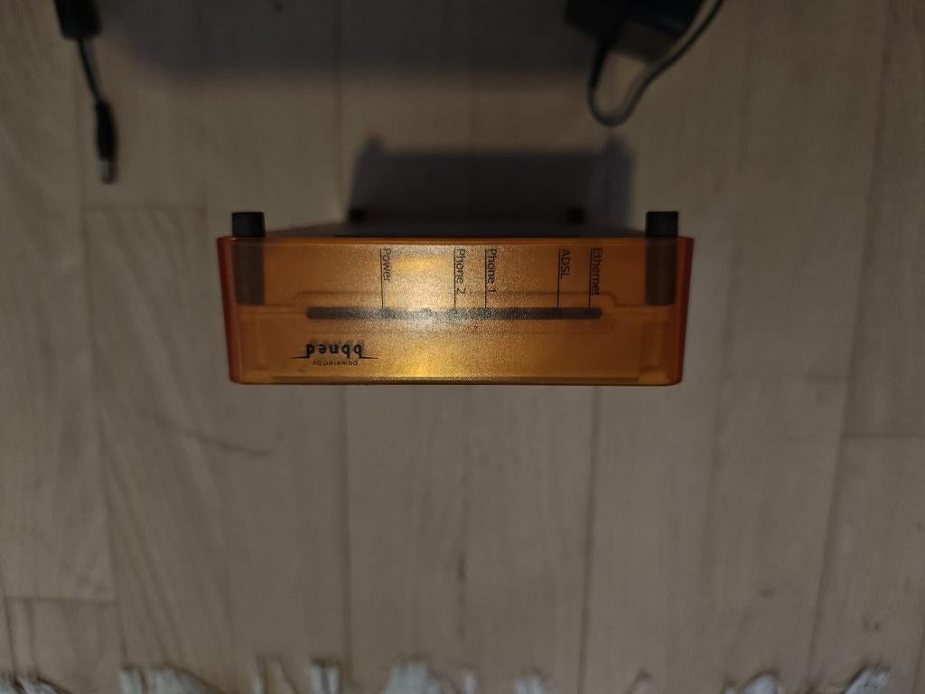 bbnet router XLF-1616-2PNL88-03, Ophalen of Verzenden, Gebruikt, Router met modem