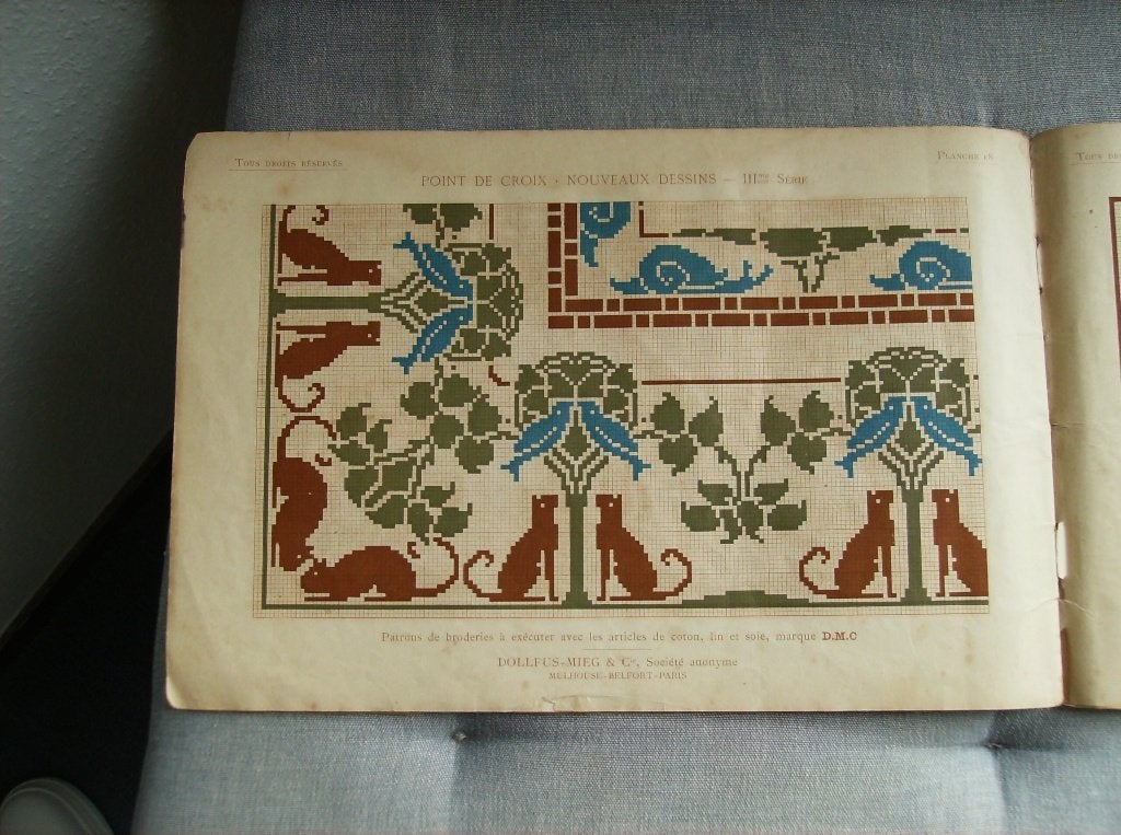 DMC, MET ART DECO PATRONEN, ROND 1909, POINT DE CROIX, Ophalen of Verzenden, Zo goed als nieuw, Patroon