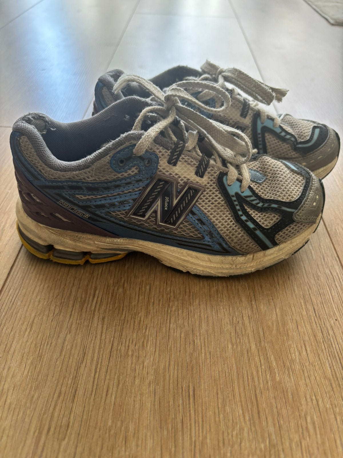 New balance kids, Ophalen of Verzenden, Gebruikt, Hardloopschoenen, Overige merken