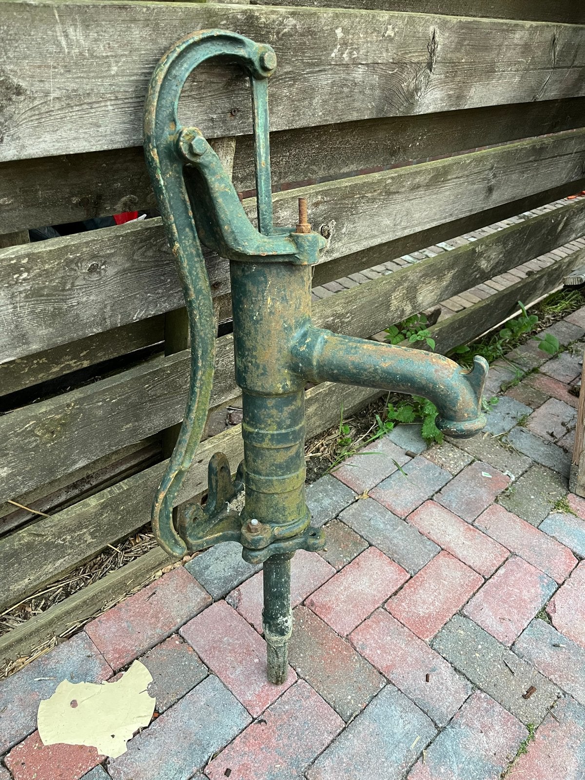 Antieke gietijzeren waterpomp - Decoratief, Ophalen