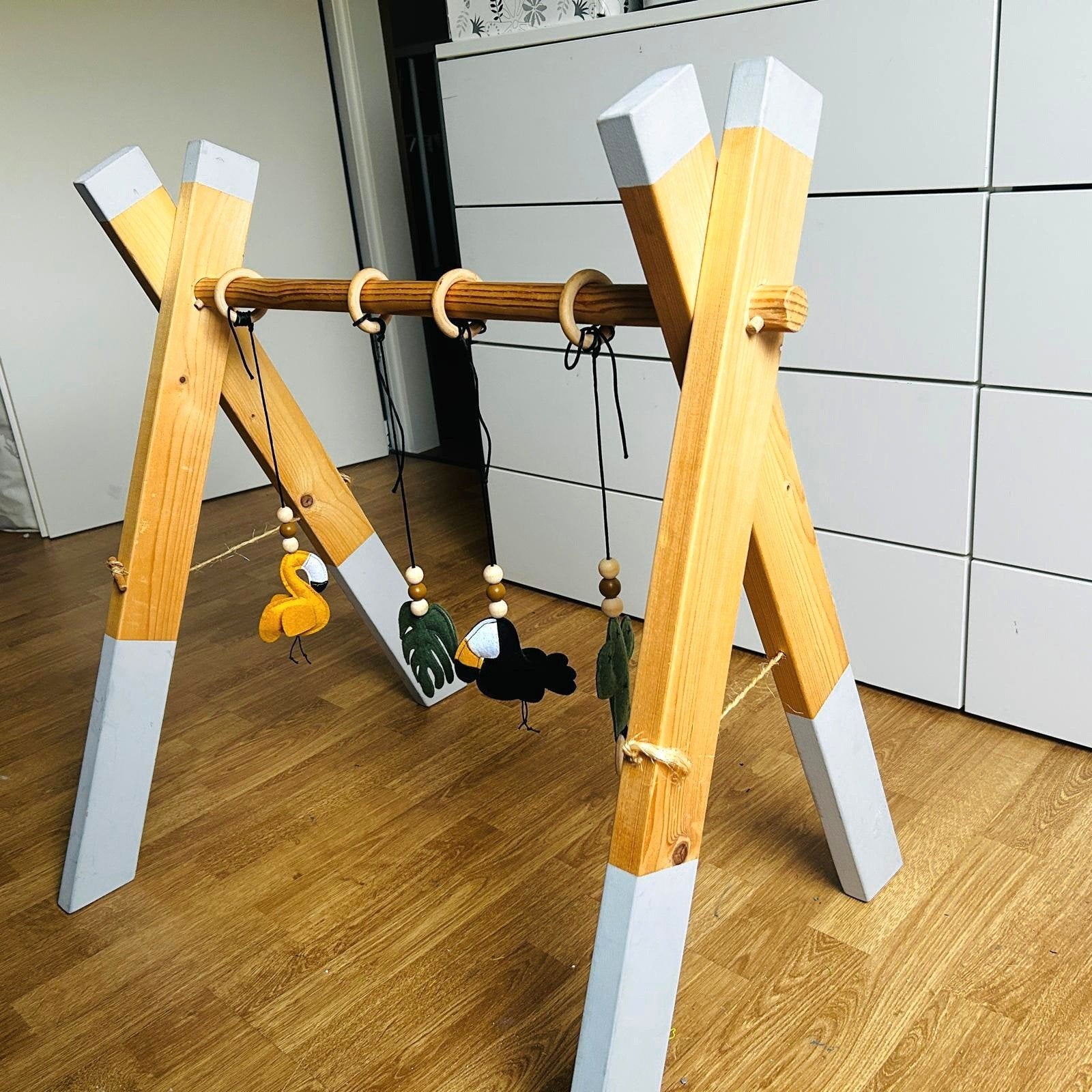 Houten Babygym met Speeltjes - Zo goed als nieuw, Ophalen, Zo goed als nieuw, Babygym