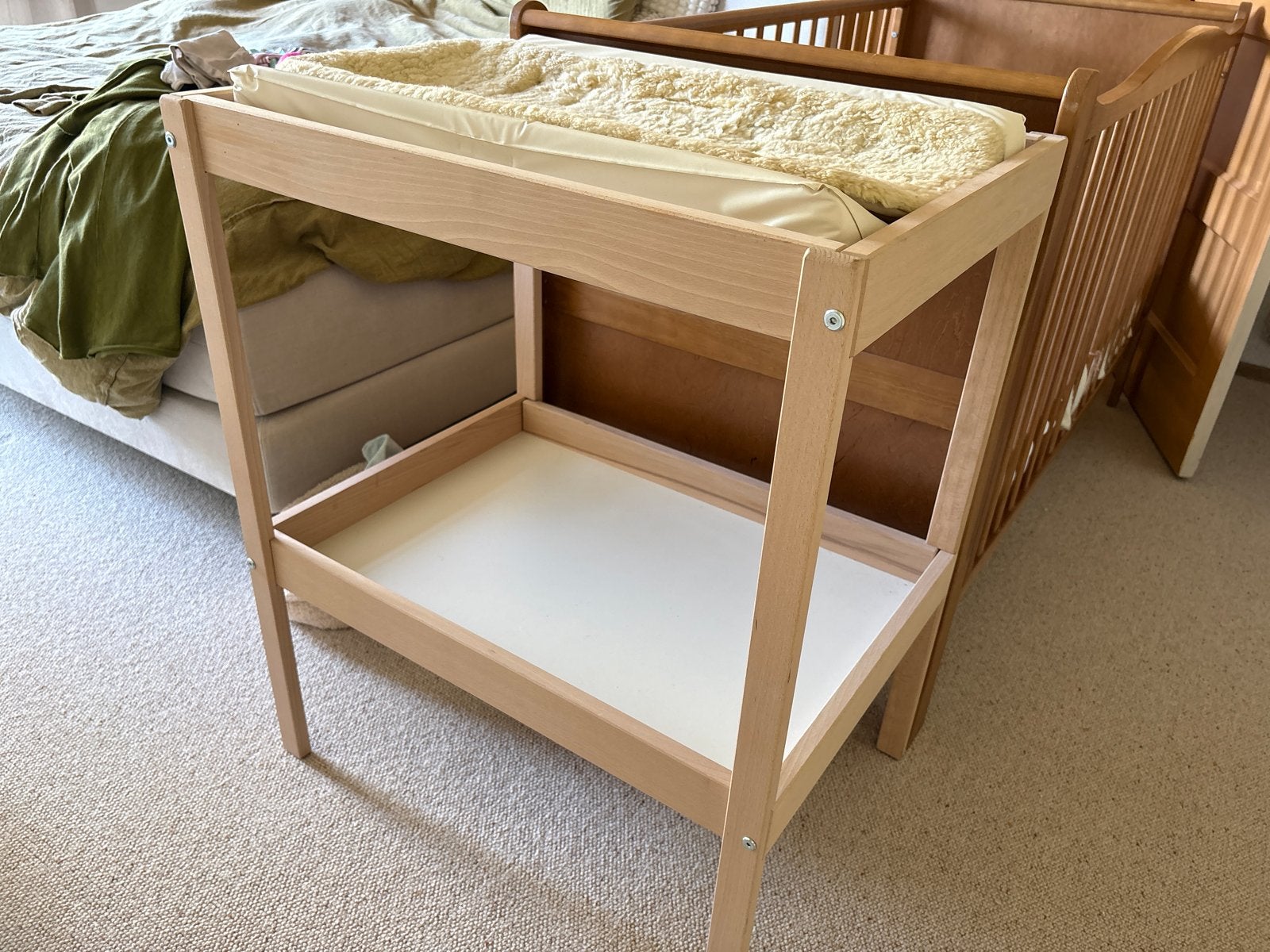 Sniglar (ikea) houten commode met aankleedkussen, Minder dan 90 cm, Gebruikt, Minder dan 75 cm, 50 tot 70 cm