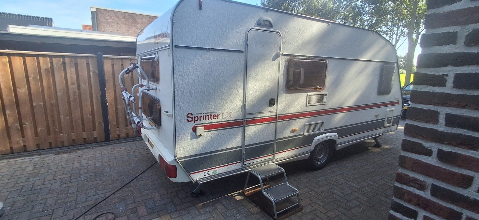 Beyerland Sprinter 490 TKM - Ruime caravan met stapelbed., Vast bed, Treinzit, Particulier, Luifel