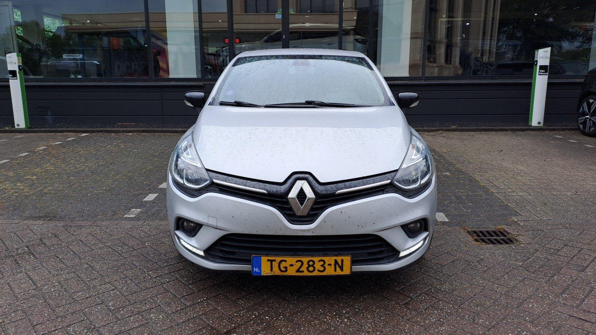 Renault Clio 0.9 TCe Intens | Navigatie | Parkeersensoren |, Voorwielaandrijving, Stof, Gebruikt, 49 €/maand