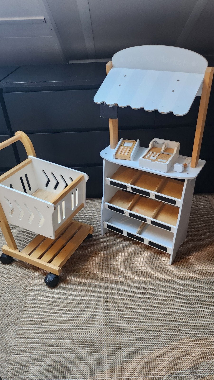 Kinderspeelhoek  houten marktkraam met winkelkar, Kinderen en Baby's, Ophalen, Gebruikt, Hout