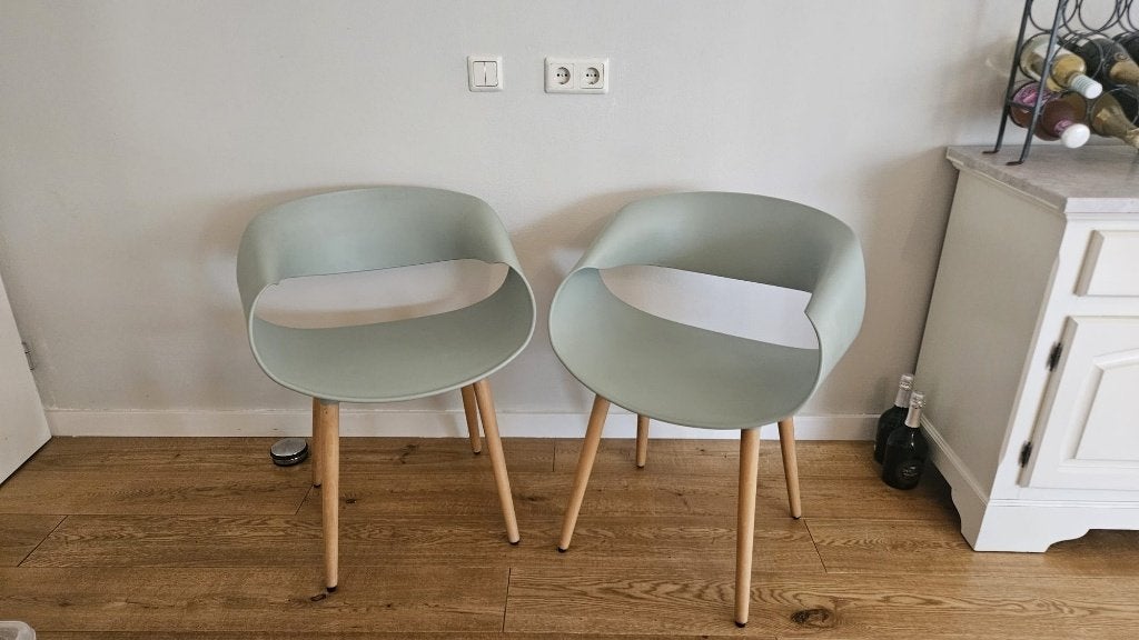 Eetkamerstoelen (2), Gebruikt, Twee, Overige kleuren, Modern, scandinavisch