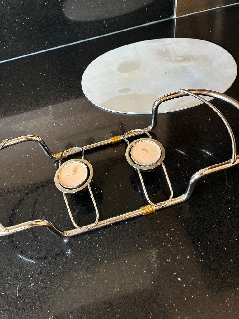 Rechaud,  Warmhoudplaatje met 2 waxinekaarsjes Br 36 Hg 7 cm, Overige typen, Ophalen of Verzenden, Gebruikt, Metaal