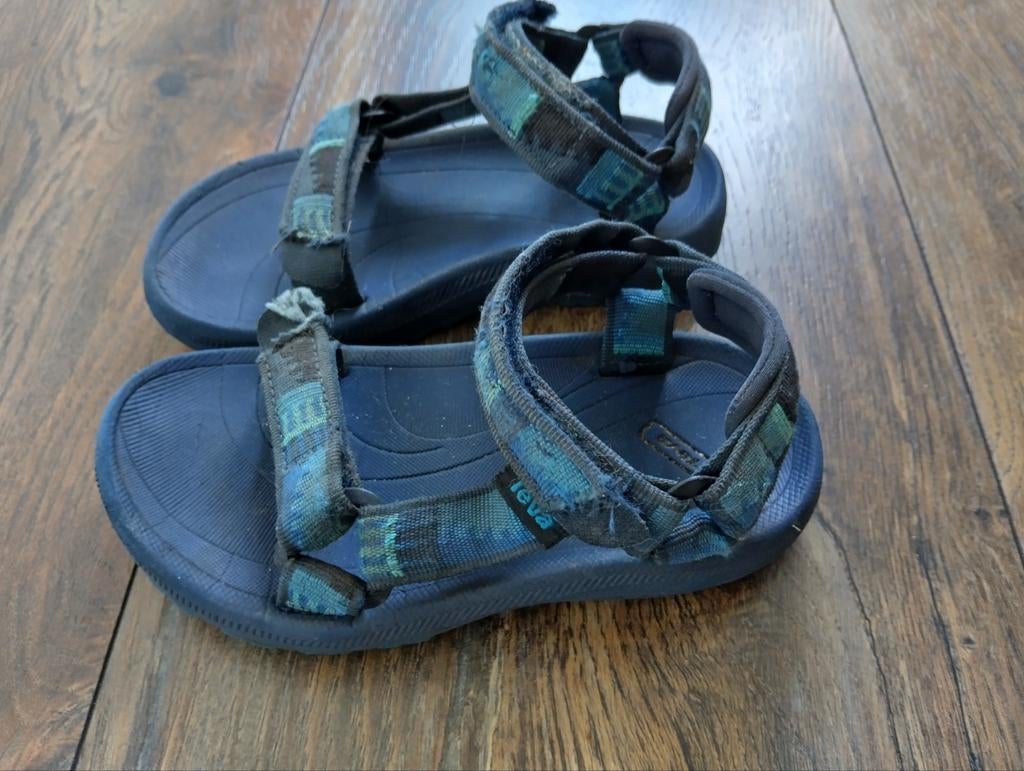 Teva sandalen blauw maat 28, Kinderen en Baby's, Kinderkleding | Schoenen en Sokken, Gebruikt, Jongen of Meisje, Overige typen