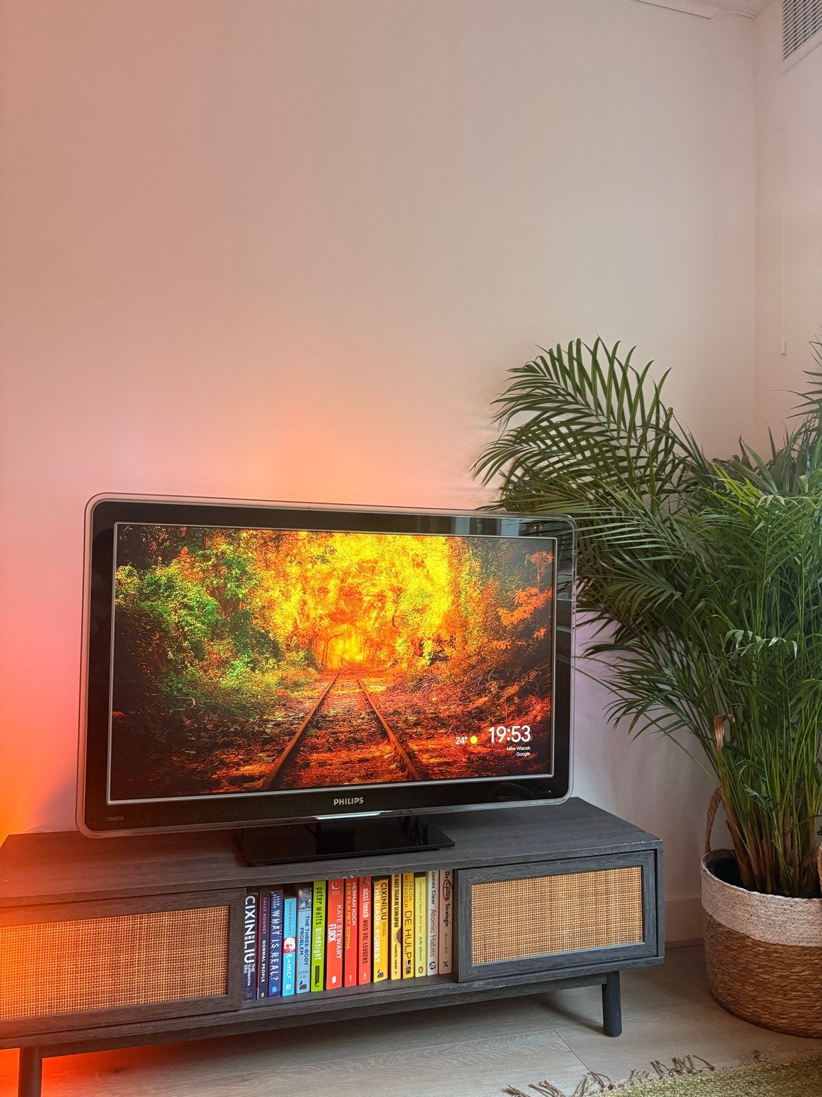 Philips Ambilight TV 42 inch met zwarte standaard, Ophalen, Philips, Gebruikt, 50 Hz