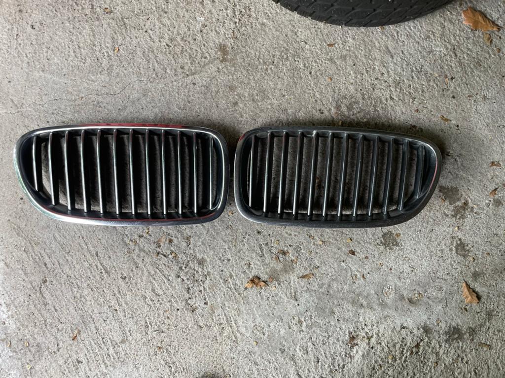 BMW F11 en F10 grille, Ophalen of Verzenden, Gebruikt, Voor, BMW