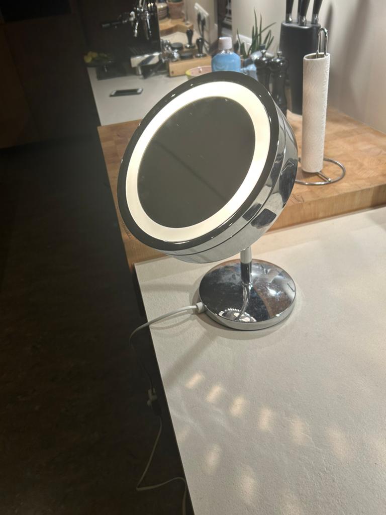 Make-up bureau lamp, Ophalen of Verzenden, Zo goed als nieuw, Wit, Gehele gezicht