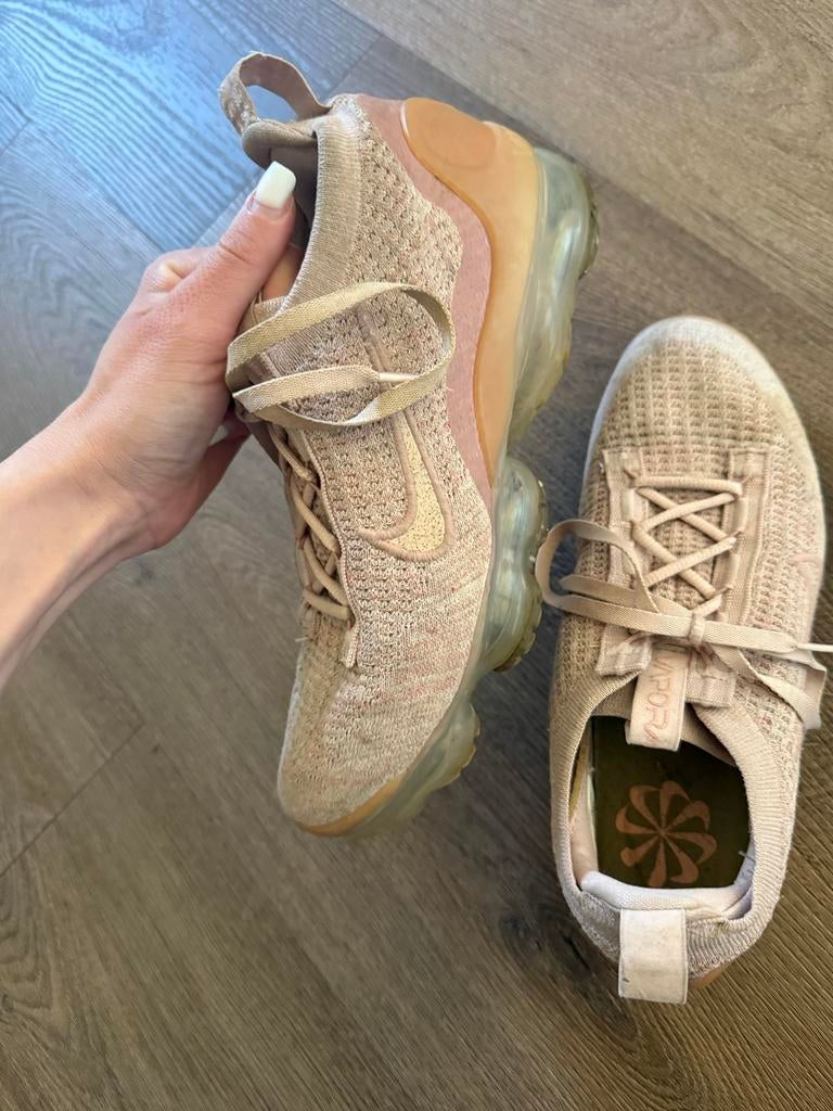 Nike Vapormax Flyknit 3 Roze Sneakers - Maat 38, Ophalen of Verzenden, Zo goed als nieuw, Roze, Sneakers of Gympen