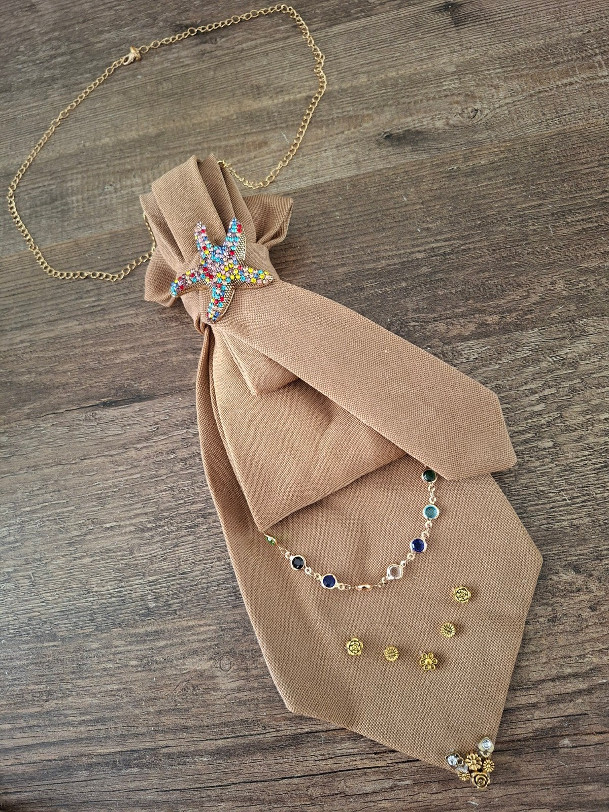 Vintage Beige Stropdas ketting met Zeester Ketting en Strass, Overige materialen, Beige, Ophalen of Verzenden, Zo goed als nieuw