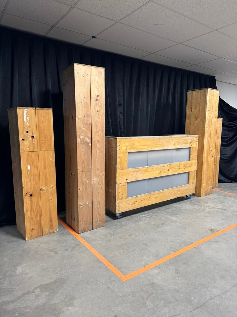 ✅ DJ Booth hout - compleet met licht en 4 zuilen, Muziek en Instrumenten, Ophalen, Gebruikt, Licht