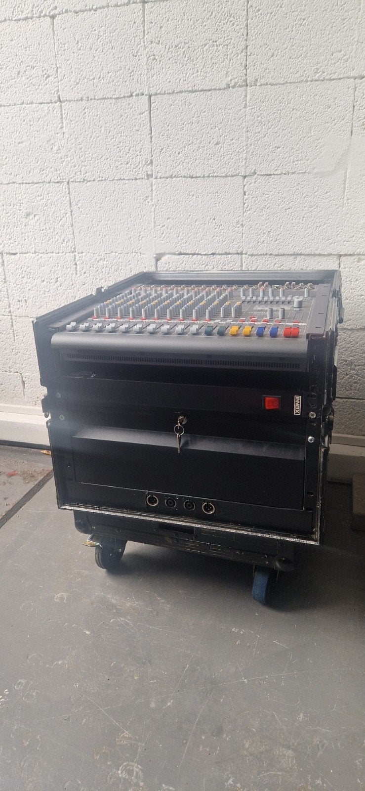 Flightcase op wielen - Ideaal voor apparatuur, Ophalen of Verzenden, Zo goed als nieuw