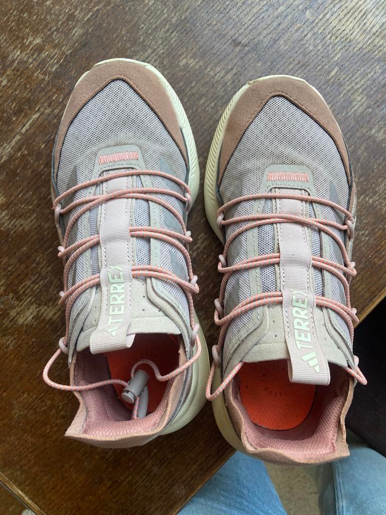 Adidas Terrex - 38 2/3, Sport en Fitness, Bergsport en Wandelen, Ophalen of Verzenden, Gebruikt, Schoenen