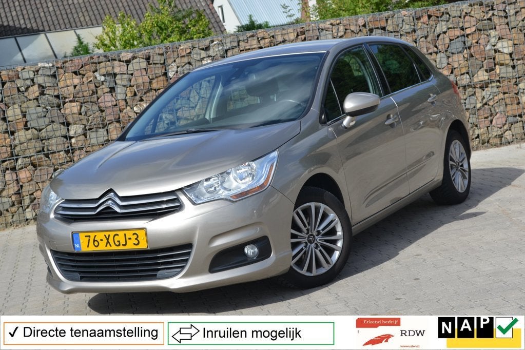 Citroen C4 1.6 VTi Navi Clima PDC Cruise USB-AUX Dealer ond., Auto's, Voorwielaandrijving, Parkeersensor, 4 cilinders, Beige
