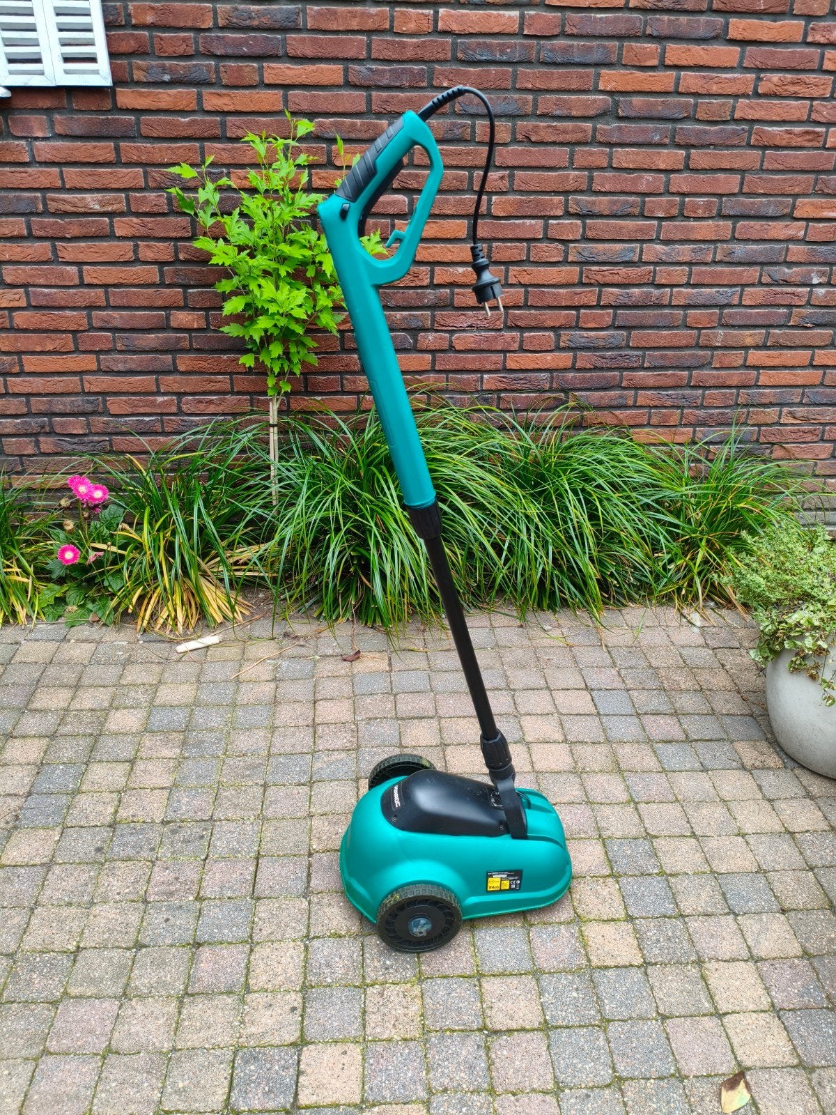 Vonroc Mini Elektrische Grasmaaier, Tuin en Terras, Grasmaaiers, Ophalen, Zo goed als nieuw