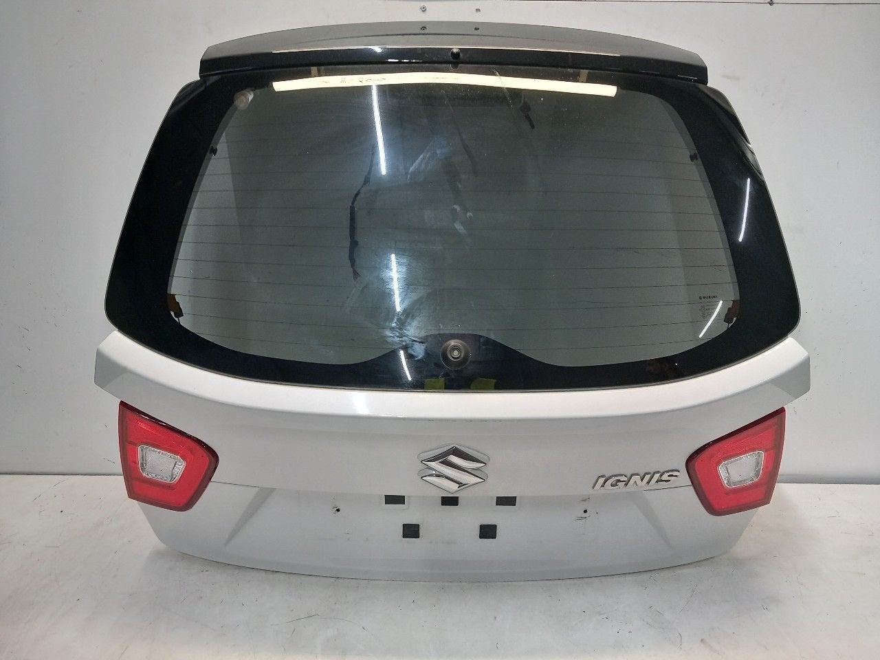 Achterklep Suzuki Ignis, Onderdelen@venauto.nl, Van der Ven Autorecycling B.V., Gebruikt, Ettenseweg 76, 4706 PB Roosendaal, The Netherlands